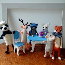 Mi proyecto del curso: Needle felting: creación de personajes con lana y aguja. Projekt z dziedziny Craft, Projektowanie zabawek, Filcowanie igłą, Wzornictwo tekst i liów użytkownika vicky arroyo - 01.09.2024