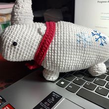 Mi proyecto del curso: Diseño y creación de amigurumis. Un progetto di Artigianato, Design di giocattoli, DIY, Fiber Art, Uncinetto, Amigurumi e Textile Design di Victoria Segura - 02.09.2024