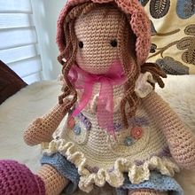 Mi proyecto del curso: Elaboración de muñecas amigurumi románticas. Amigurumi, Arts, Crafts, Crochet, Fiber Arts, Textile Design, To, and Design project by Marita Taramona - 09.04.2024