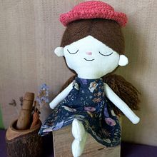 Mi proyecto del curso: Muñecos de tela: diseño, costura y creación de contenido . Arts, Crafts, Instagram Photograph, Mobile Photograph, Patternmaking, Dressmaking, Product Photograph, Sewing, Social Media, To, and Design project by cosmosuniversal11 - 09.01.2024