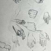 My project for course: Anatomical Drawing of Limbs, Hands and Feet Ein Projekt aus dem Bereich Artistische Zeichnung, Zeichnung, Anatomische Zeichnung, Bildende Künste, Illustration mit Tinte, Bleistiftzeichnung, Porträtzeichnung, Realistische Zeichnung, Sketchbook und Skizzenentwurf von Jesse - 10.09.2024