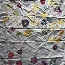Mi proyecto del curso: Impresión botánica en textil y papel. Un progetto di Artigianato, Fashion design, DIY, Tintura tessile, Stampa tessile e Textile Design di Victoria Maureira Sáez - 11.09.2024