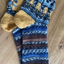 Mein Abschlussprojekt für den Kurs: Einführung in das Colorwork-Sockenstricken. Accessor, Design, Fashion Design, Fiber Arts, Knitting, and Textile Design project by Antoinette Lühmann - 09.12.2024
