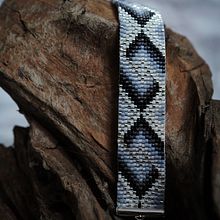 My project for course: Beaded Jewelry Design: Weave Elegant Patterns. Accessor, Design, Arts, Crafts, Fiber Arts, Jewelr, and Design project by ula_who - 09.15.2024