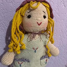 Mi proyecto del curso: Elaboración de muñecas amigurumi románticas. Amigurumi, Artesanato, Crochê, Tecido, Design têxtil, e Design de brinquedos projeto de Esperanza García Reyes - 18.09.2024