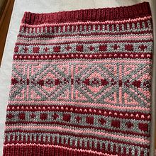 Mi proyecto del curso: Cuello tejido con técnica jacquard. Accessor, Design, DIY, Fashion Design, Fiber Arts, Knitting, and Textile Design project by otsumiyoshi - 09.21.2024