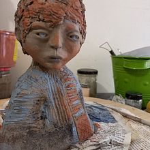 My bot. Escultura, e Cerâmica projeto de Leonor Branco - 26.09.2024