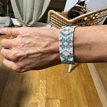 Mi proyecto del curso: Diseño de accesorios con cuentas: teje patrones elegantes. Accessor, Design, Arts, Crafts, Fiber Arts, Jewelr, and Design project by Carolina De Napoli - 10.03.2024