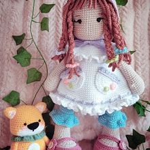 Mi proyecto del curso: Elaboración de muñecas amigurumi románticas. Amigurumi, Arts, Crafts, Crochet, Fiber Arts, Textile Design, To, and Design project by danieltorresasi - 10.08.2024