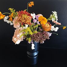 Mon projet du cours : Initiation à la composition de bouquets de fleurs créatifs. Projekt z dziedziny  Dekoracja wnętrz, DIY, Kompoz, cje kwiatowe i botaniczne, Projektowanie wnętrz i Architektura krajobrazu użytkownika Elisabeth Magro - 11.10.2024