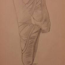 Danzando . Desen în creion de Steffany Castro - 10.18.2024