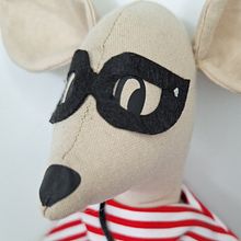 Mi proyecto del curso: Diseño y  confección de peluches . % Susana tarafından hazırlanan Sanat ve El Sanatları, Karakter Tasarımı, Kalıpçılık ve Elbise Dikimi, Dikiş, O, Ve uncak Tasarımı projesi - 10.05.2024