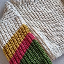Meu projeto do curso: Crochê: crie roupas com apenas uma agulha. Fashion Design, DIY, Fiber Arts, Crochet, and Textile Design project by liviasarchive - 10.23.2024