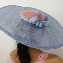 Mi proyecto del curso: Diseño y confección de sombreros de principio a fin . Design accesoriu, Design vestimentar și Coasere de Edna Miroslava Cruz López - 10.25.2024