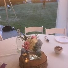 Wedding Flower Arrangements . Floral, and Plant Design project by Little Gertie - 10.27.2024