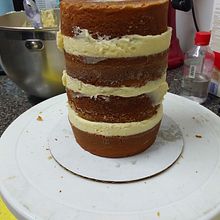 Mi proyecto del curso: Cake design: técnicas decorativas modernas. Un progetto di DIY e Design di adriana montaño - 25.10.2024