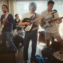 Karavana – Resaca Pop. Un projet de Correction des couleurs, Cinéma, vidéo et télévision , et Musique de Carlota Miranda Color - 29.10.2024