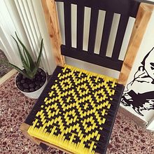 My project for course: Introduction to PVC Cord Weaving. Arts, Crafts, Decoration, Furniture Design, Making, Fiber Arts, Interior Design, Upc, cling, Weaving, and Textile Design project by Roula Awali - 11.01.2024