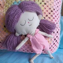 Mi proyecto del curso: Muñecos de tela: diseño, costura y creación de contenido. Arts, Crafts, Instagram Photograph, Mobile Photograph, Patternmaking, Dressmaking, Product Photograph, Sewing, Social Media, To, and Design project by Julissa Gonzalez - 12.15.2023