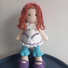 My project for course: Design and Crochet Romantic-Style Amigurumi. Un progetto di Amigurumi, Artigianato, Uncinetto, Fiber Art, Textile Design e Design di giocattoli di daani_caballeri - 05.11.2024
