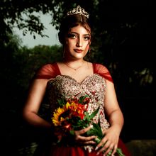 Mi proyecto del curso: Retoque fotográfico de moda y belleza con Photoshop. Photograph, Photo Retouching, Fashion Photograph, Portrait Photograph, and Digital Photograph project by Diddier Alejandro Novelo Padilla - 11.06.2024