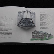 Mein Abschlussprojekt für den Kurs: Schöpfung von Pop-up-Büchern. Een project van Craft, Redactioneel ontwerp,  Boekbinding, Creativiteit met kinderen y Papercraft van Kathy Henkel - 07.11.2024