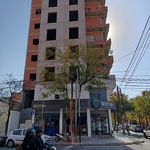 Edificio de viviendas . Un proyecto de Publicidad de sebastian messad - 11.11.2024
