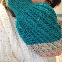 Mi proyecto del curso: Crochet: crea prendas con una sola aguja. Un progetto di Fashion design, DIY, Fiber Art, Uncinetto e Textile Design di mirimey79 - 17.11.2024