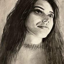 My project for course: Artistic Charcoal Portraiture: Creating Atmosphere. Un proyecto de Bellas Artes, Dibujo, Dibujo artístico, Dibujo de Retrato, Dibujo realista e Ilustración tradicional de ilario.detoma - 20.11.2024
