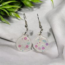 My project for course: Resin Jewelry Design. Un progetto di Design di accessori, Design di gioielli, DIY e Artigianato di jzzn5ghkxz - 22.11.2024