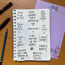 Meu projeto do curso: Lettering em formato pequeno. H, Lettering, Traditional illustration, and Lettering project by fauaze - 11.16.2024