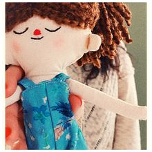 Mi proyecto del curso: Muñecos de tela: diseño, costura y creación de contenido. Arts, Crafts, Instagram Photograph, Mobile Photograph, Patternmaking, Dressmaking, Product Photograph, Sewing, To, and Design project by Fernanda Espinoza García - 11.24.2024