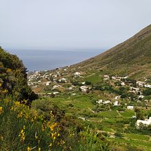 Il mio progetto del corso:   Trekking alle Eolie. Instagram Photograph, Mobile Photograph, and Outdoor Photograph project by Silvia Valente - 11.25.2024