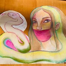 Mujeres a pastel. Traditional illustration, Fine Arts, Drawing, Pencil Drawing, Portrait Drawing, Realistic Drawing, and Artistic Drawing project by Estela Amazonit - 11.29.2024