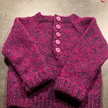 Kuscheliger Kinderpullover . Projekt z dziedziny Projektowanie mod, Dziewiarstwo Ręczne, Wzornictwo tekst i liów użytkownika nicole_ni - 01.12.2024