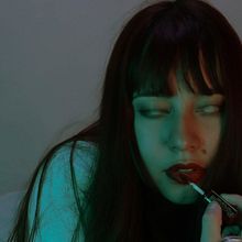 Mi proyecto del curso: Autorretrato fotográfico: explora la luz y el color . % Nicole Guerrero tarafından hazırlanan Instagram, Instagram Fotoğrafçılığı, Ve Fotoğrafçılık projesi - 12.03.2024