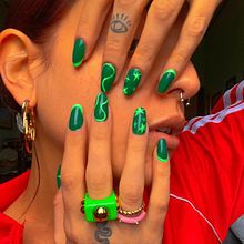 Il mio progetto del corso: Introduzione alla nail art. Decorative Painting, Design, Traditional illustration, Painting, and Pattern Design project by Sabrina Perez - 12.09.2024