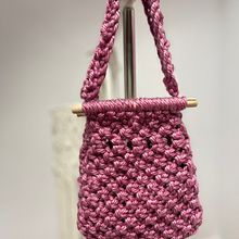 Torebka makrama . Arts, Crafts, Sewing, Design, Accessor, Design, Macramé, Fiber Arts, and Textile Design project by marta_noszczynska - 12.11.2024