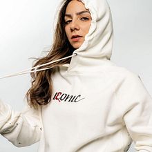 IRONIC. Design, Fashion Design, and Product Design project by odetteti - 12.12.2024
