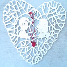 Healing heart 2013. Un proyecto de Papercraft de Larissa - 18.12.2024