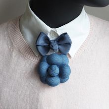 Denim and Ribbon Flower Medal. Textile Design, Arts, Crafts, Jewelr, and Design project by Svetlana Faulkner - 12.24.2024