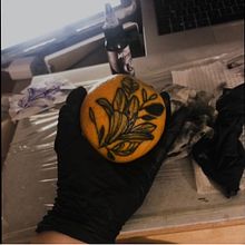 Proyecto introduccion a las tecnicas del tatuaje . Tattoo Design, Traditional illustration, and Botanical Illustration project by anaherreracueto - 12.27.2024