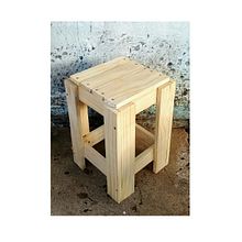Wood Chair . Un progetto di Artigianato, DIY, Design e creazione di mobili e Falegnameria  di sedsiri_t - 30.12.2024