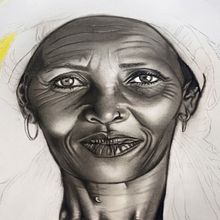 The True Essence: Capturing the beauty of the ordinary. Un progetto di Belle arti, Disegno, Disegno a matita, Illustrazione tradizionale, Disegno di ritratti, Disegno realistico, Disegno artistico e Bozzetti di JOSEPHINE UTULU - 07.01.2025
