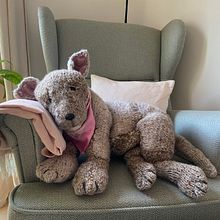 My first knitted puppy. DIY, Fiber Arts, Knitting, and Textile Design project by roxanafiebig - 01.15.2025