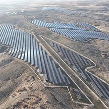 Solar Power Plant Consulting. Projekt z dziedziny Marketing treści, Marketing c, frow, Marketing na Facebooku, Marketing na Instagramie, Marketing, Portale społecznościowe, Stor i telling użytkownika _avicii - 16.01.2025