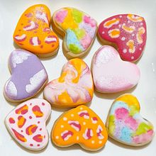 Galletas San valentin. Design, DIY, and Painting project by italiby_hdez - 01.17.2025