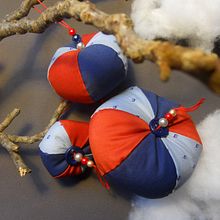 Catproof Christmas Tree Decorations. Un progetto di Artigianato, Interior Design e Cucito di Ioana B - 18.01.2025