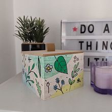 Caixa florida. Decorative Painting, DIY, Furniture Restoration, Upc, cling, and Woodworking project by Daniela Fonseca - 01.19.2025