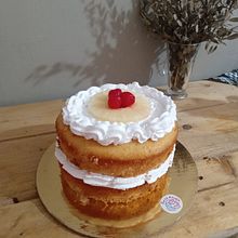 Mi proyecto del curso: Cake design: técnicas decorativas modernas. Un proyecto de Diseño y DIY de Andrea Delgado - 20.01.2025